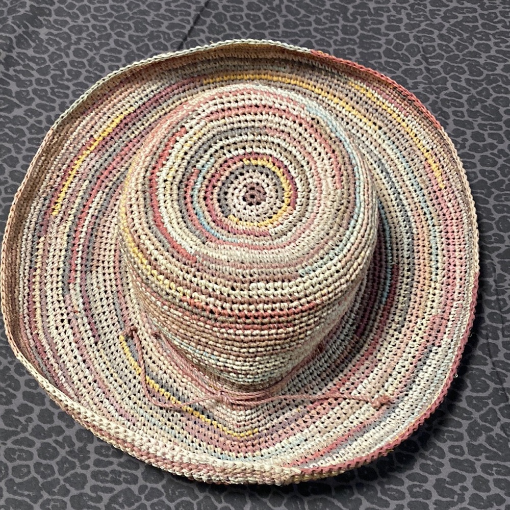 Helen Kaminski Australia raffia straw packable hat